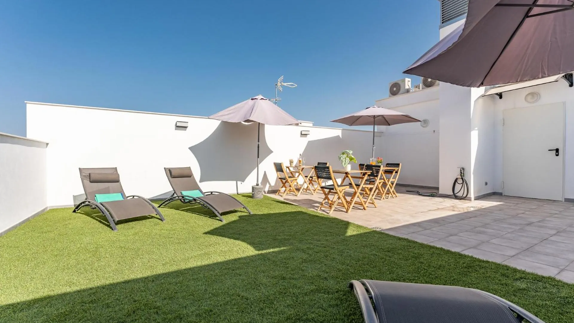 Malagasuite Comfortable Home Apartments ספרד